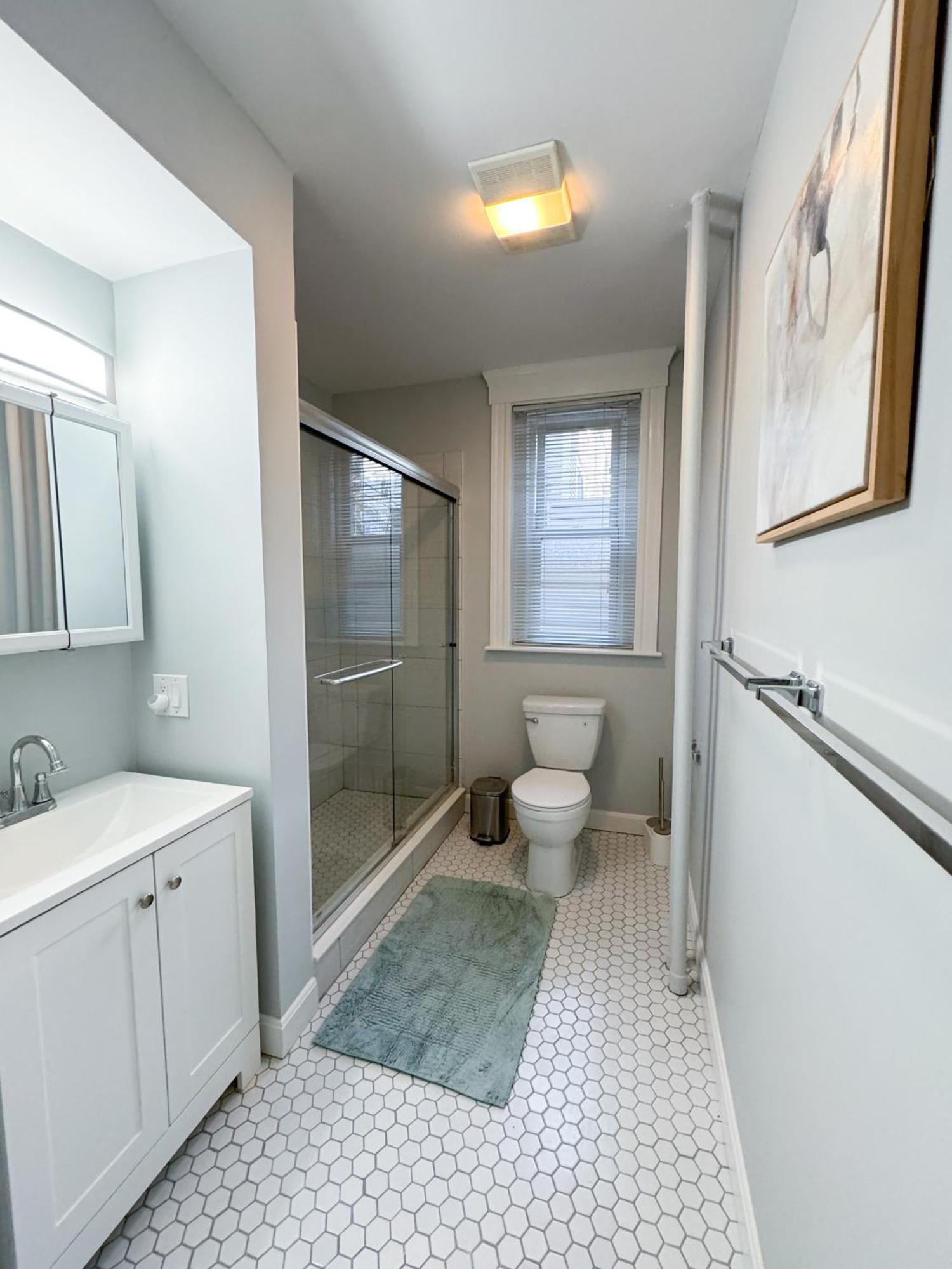 Appartamento Huge,3 Bed,2Bath,Public Transport,Boston,Sleeps 9 Brookline Esterno foto